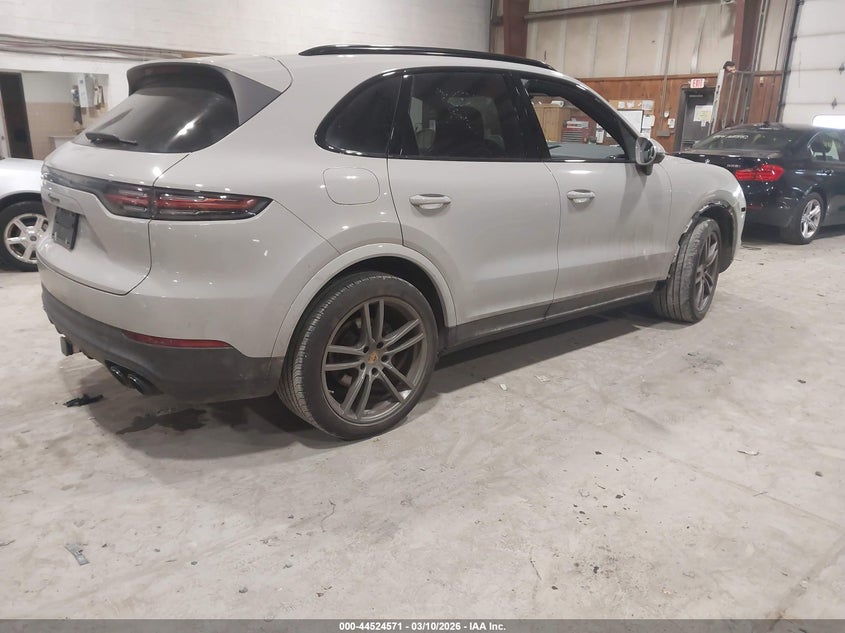 2023 Porsche Cayenne Platinum Edition