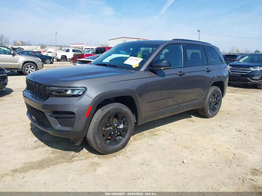 2025 Jeep Grand Cherokee Altitude X 4X2