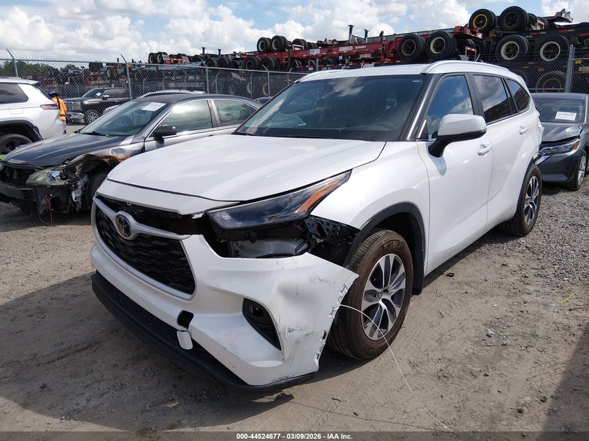 2023 Toyota Highlander Xle