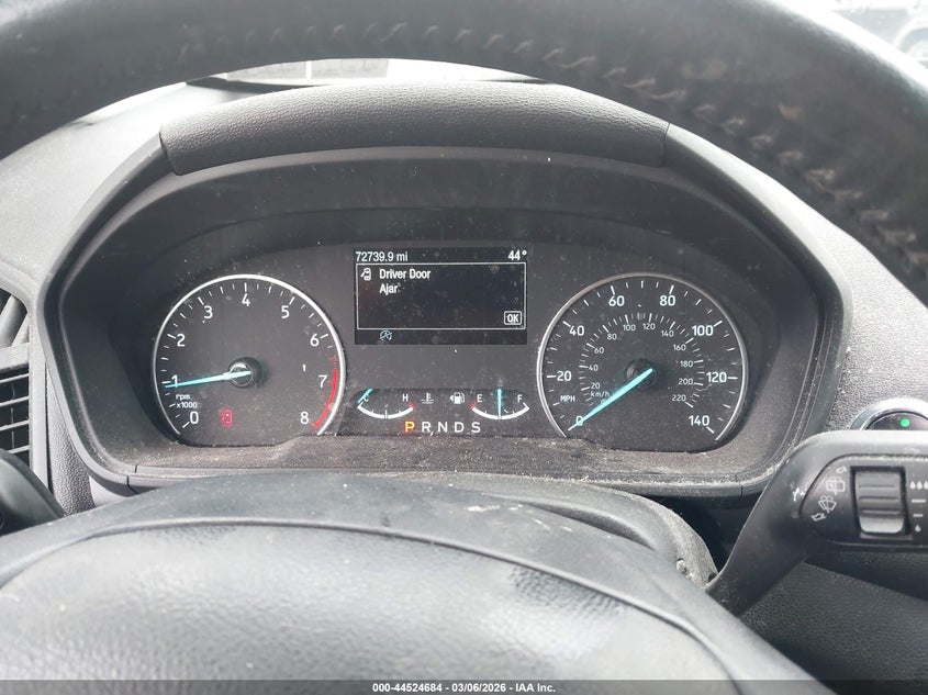 VIN MAJ6P1UL5JC230235 2018 FORD ECOSPORT SE