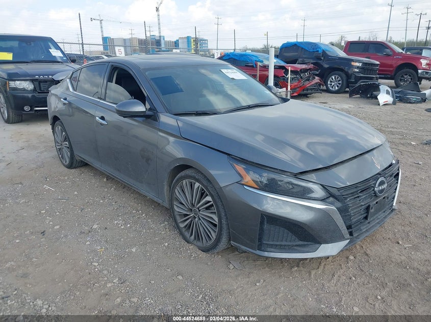 2023 Nissan Altima Sl Fwd