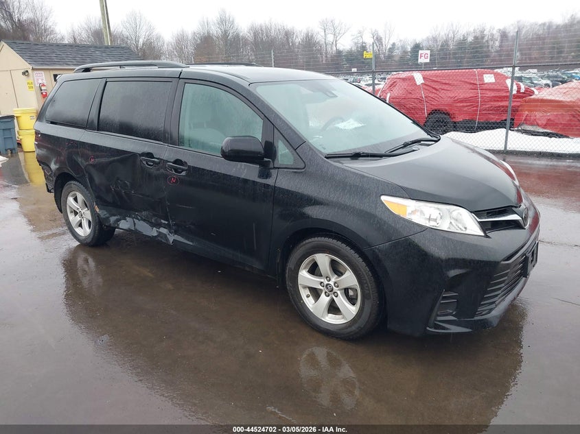 2020 Toyota Sienna Le