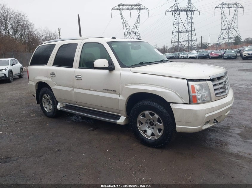 2004 Cadillac Escalade Standard