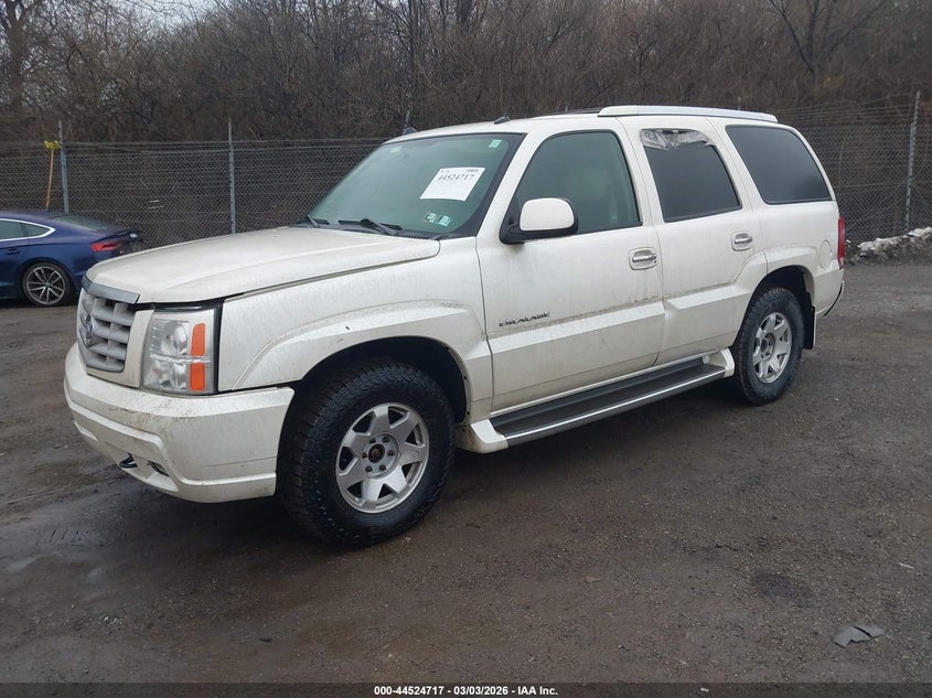 2004 Cadillac Escalade Standard
