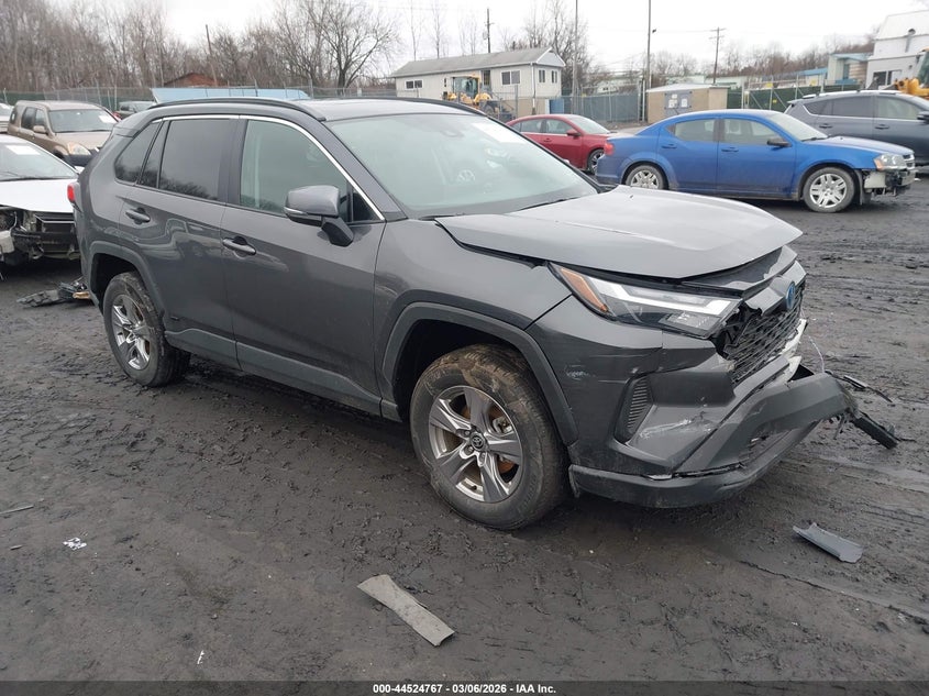 2T3RWRFV6RW247402 TOYOTA RAV4 Photo 1