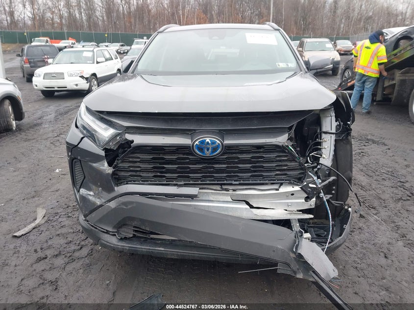 VIN 2T3RWRFV6RW247402 2024 TOYOTA RAV4 XLE/WOODLAND EDITION