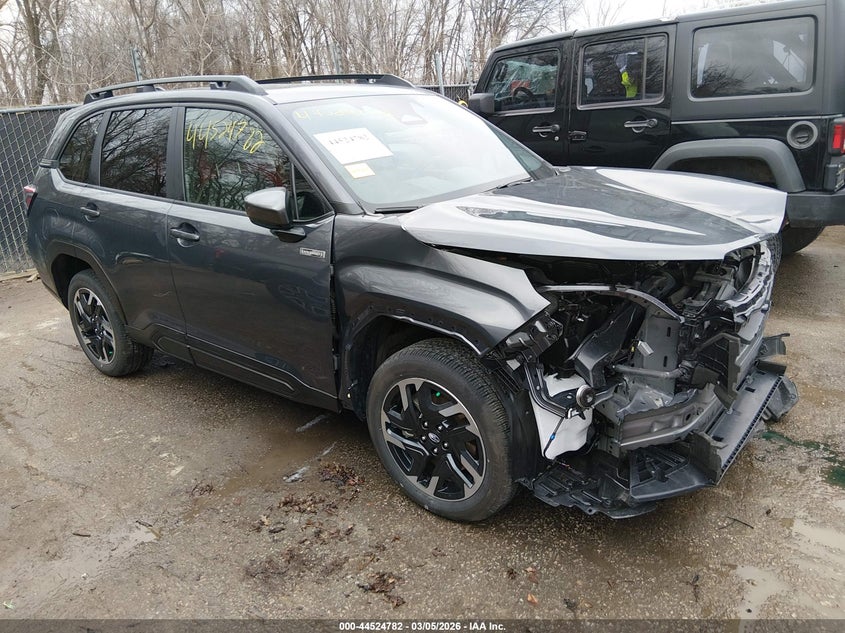 2025 Subaru Forester Premium Hybrid
