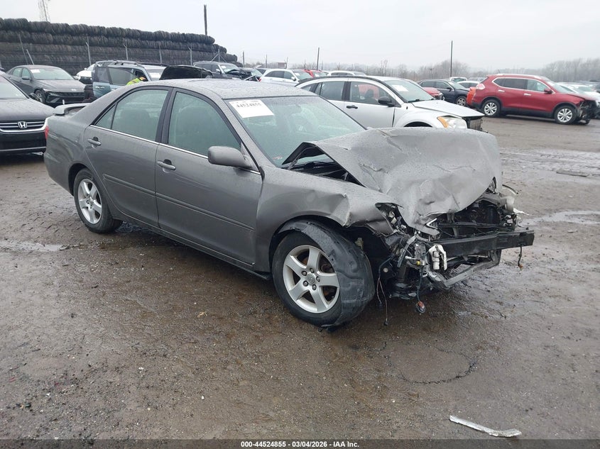 2005 Toyota Camry Se
