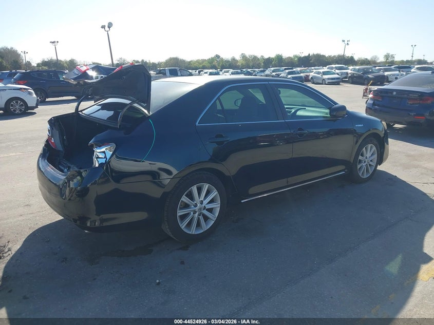 2013 Toyota Camry Hybrid Xle