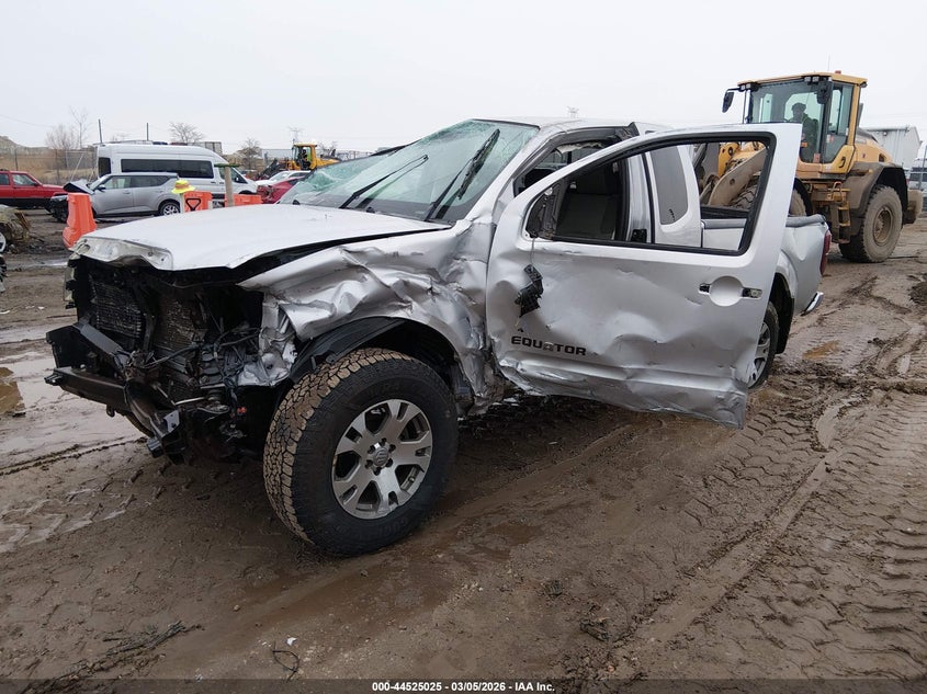 2011 Suzuki Equator Sport