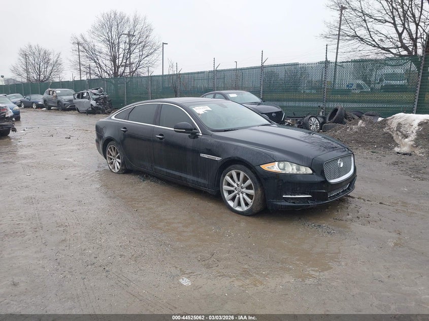 JAGUAR XJ 2011. Lot# 44525062. VIN SAJWA2GB8BLV12313. Photo 1