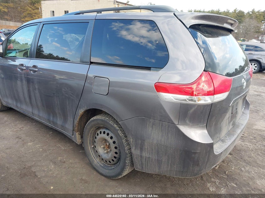 2013 Toyota Sienna Xle 7 Passenger