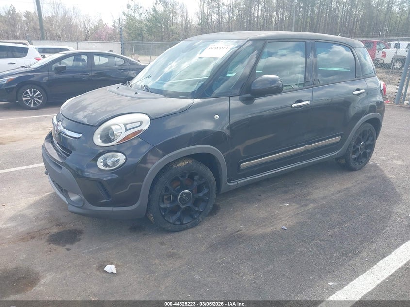 2015 Fiat 500L Trekking