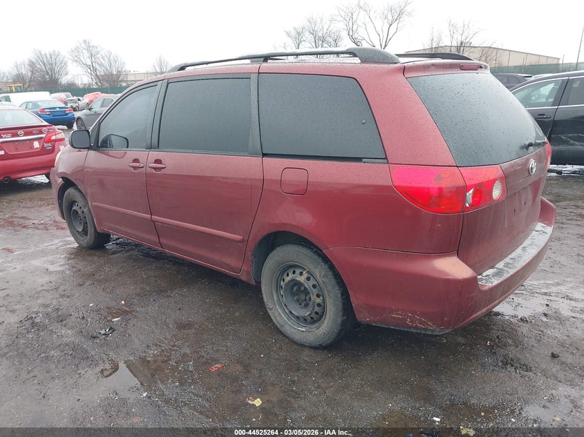 2007 Toyota Sienna Le