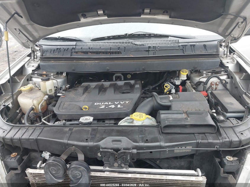 2012 Dodge Journey 2.4 Se/Avp silver Lot 111044525266 Vin 3C4PDCAB5CT204210
