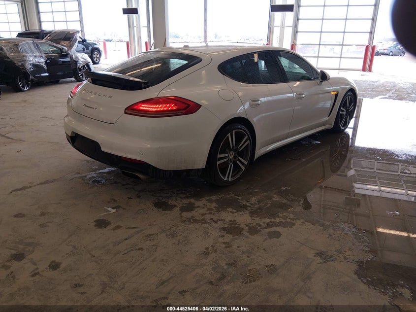 2014 Porsche Panamera 4