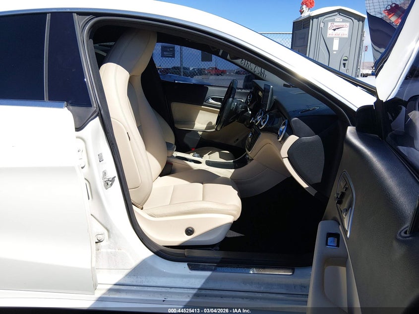 2015 Mercedes-Benz Cla 250