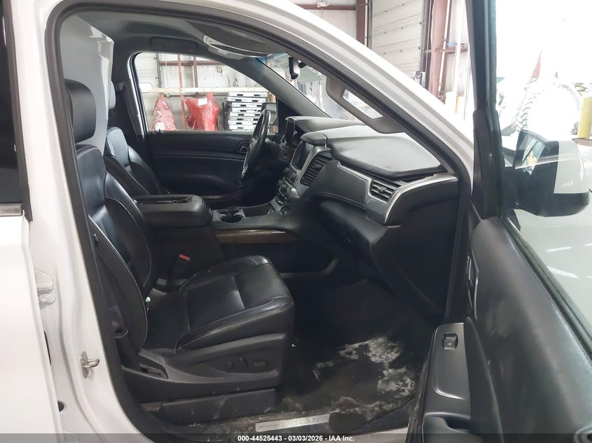 2017 Chevrolet Suburban Lt