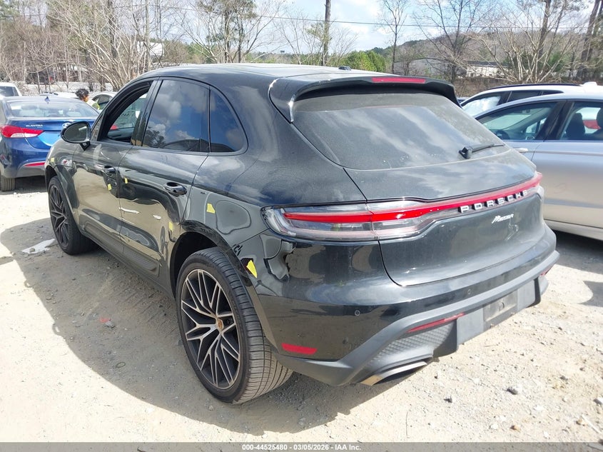 2023 Porsche Macan T