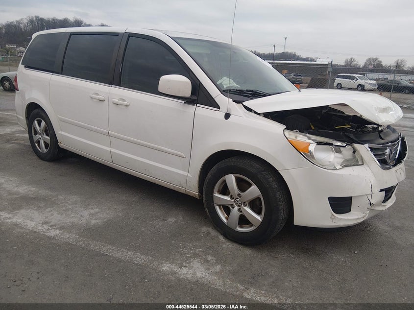 2V4RW3D10AR195363 VOLKSWAGEN ROUTAN Photo 1