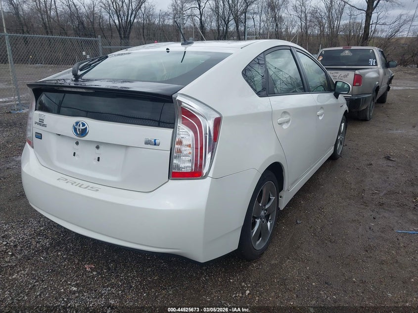 2013 Toyota Prius Three Se