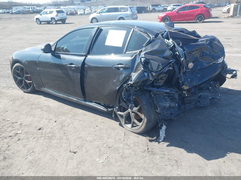 2019 Alfa Romeo Giulia Rwd