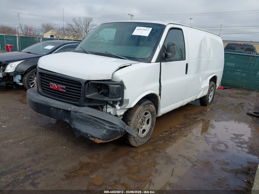 2006 GMC Savana Work Van