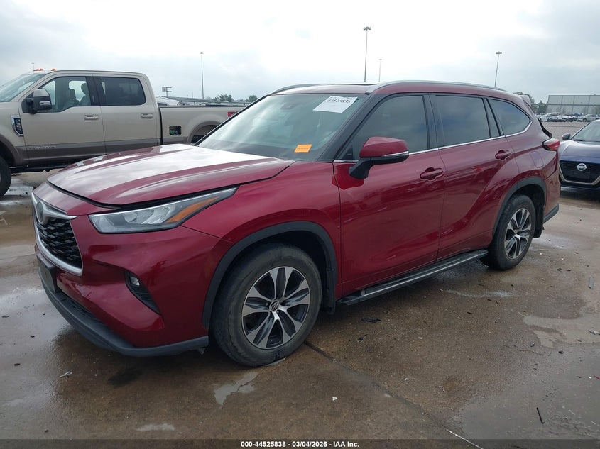 2020 Toyota Highlander Xle