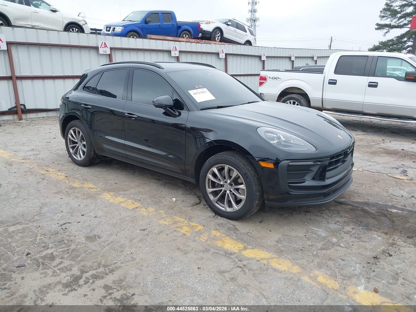 2025 PORSCHE MACAN T