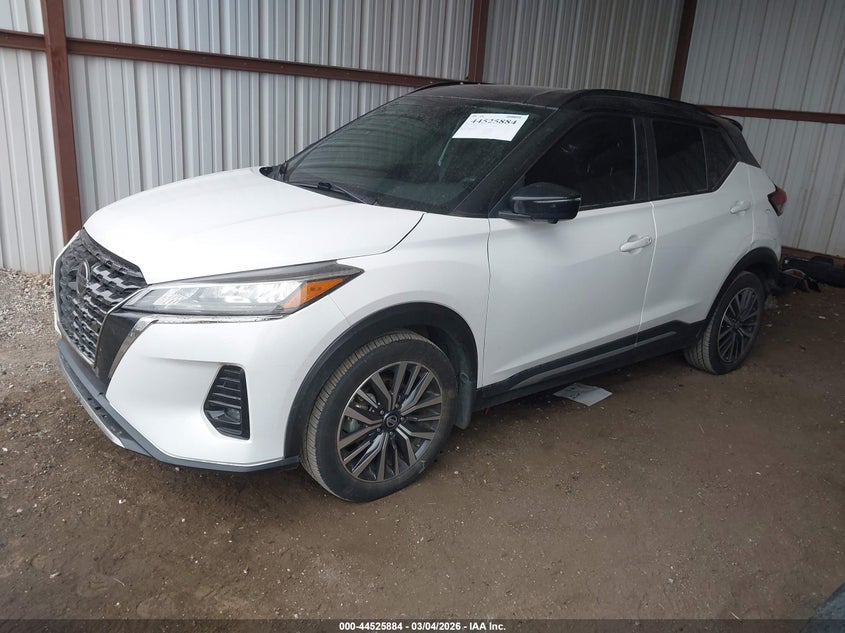 2021 Nissan Kicks Sr Xtronic Cvt