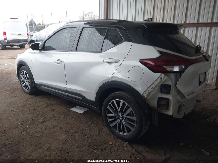2021 Nissan Kicks Sr Xtronic Cvt