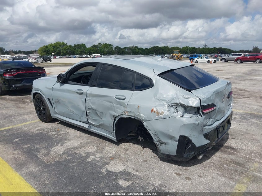 2024 BMW X4 xDrive30I