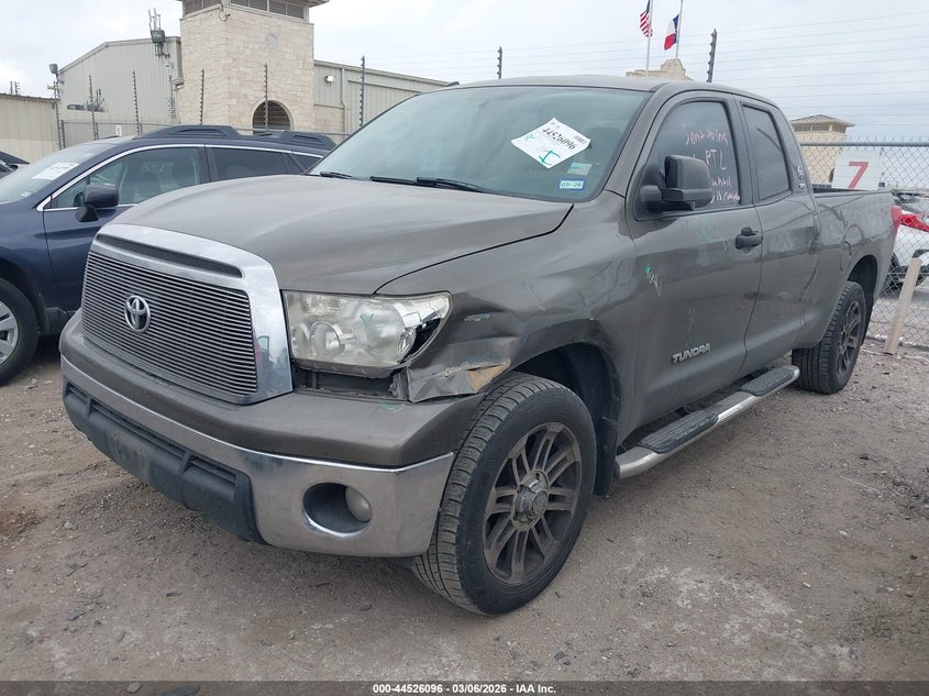 2013 Toyota Tundra Grade 4.6L V8