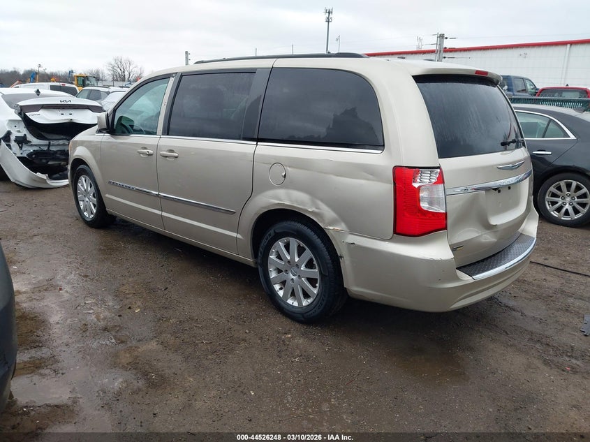 2013 Chrysler Town & Country Touring