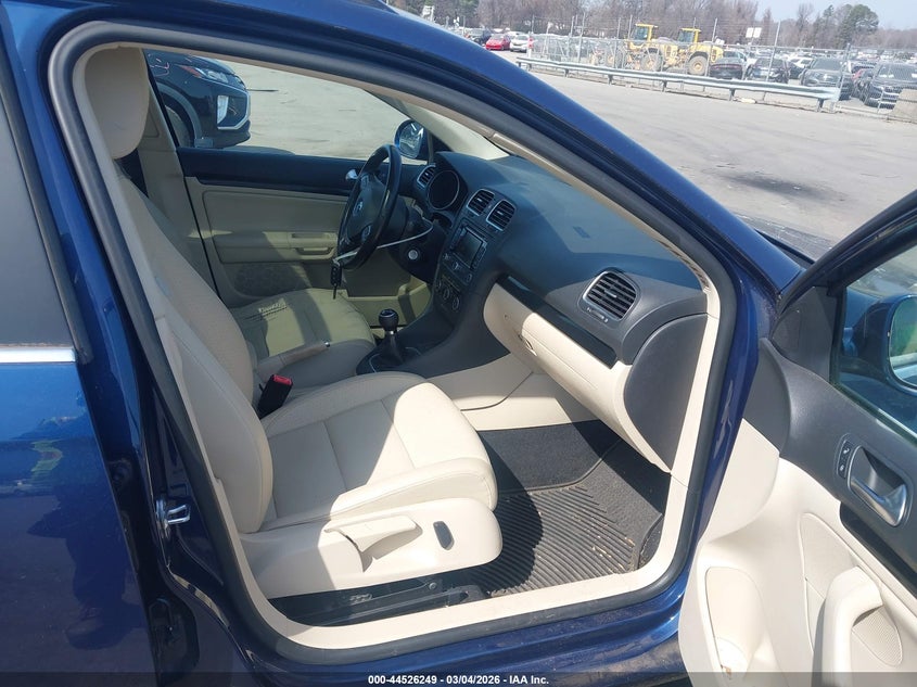 2012 Volkswagen Jetta Sportwagen 2.0L Tdi