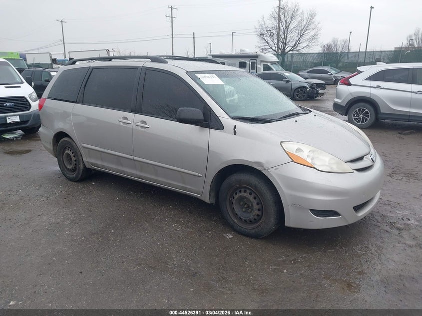 2009 Toyota Sienna Ce