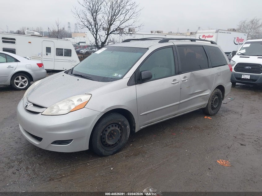 2009 Toyota Sienna Ce