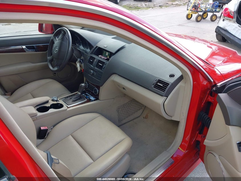 2010 Mercedes-Benz C 300 Luxury/Sport