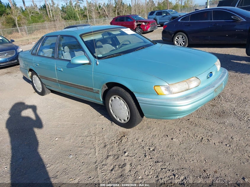 1995 Ford Taurus