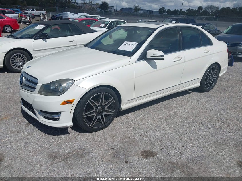 2013 Mercedes-Benz C 250 Sport
