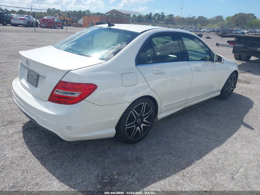 2013 Mercedes-Benz C 250 Sport