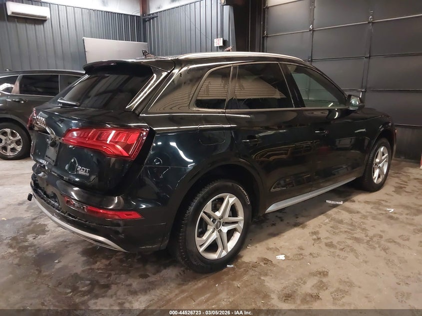 2018 Audi Q5 2.0T Premium/2.0T Tech Premium