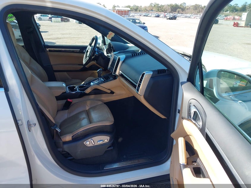 2018 Porsche Cayenne Platinum Edition