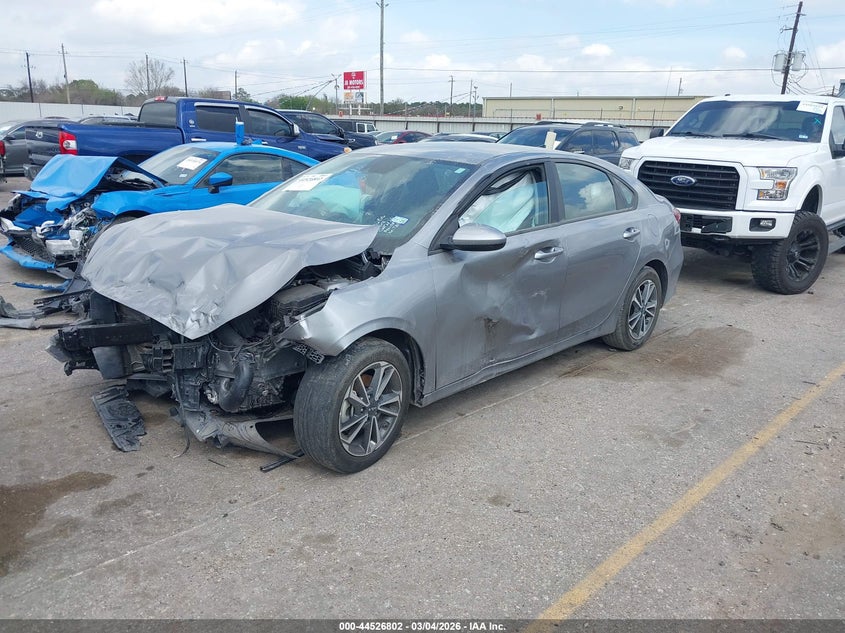 VIN 3KPF24AD7PE631701 2023 KIA FORTE LXS
