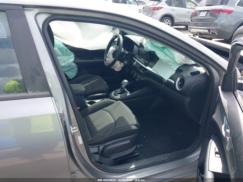 VIN 3KPF24AD7PE631701 2023 KIA FORTE LXS