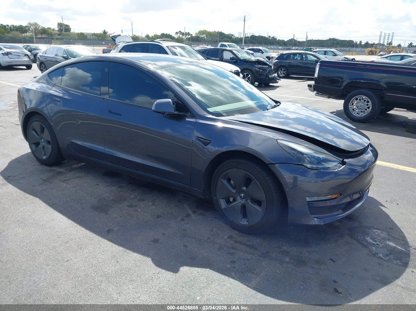 2022 Tesla Model 3 Long Range Dual Motor All-Wheel Drive