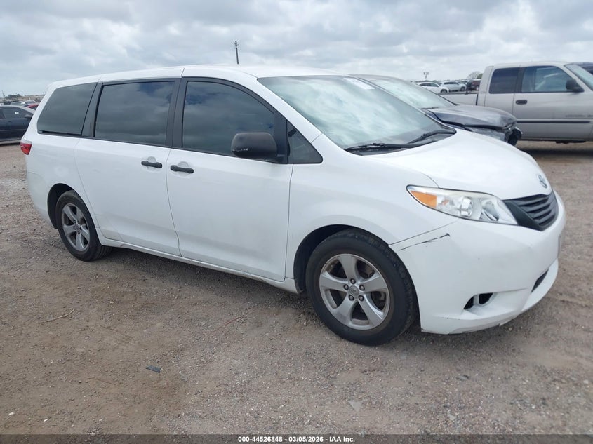 2017 Toyota Sienna L 7 Passenger