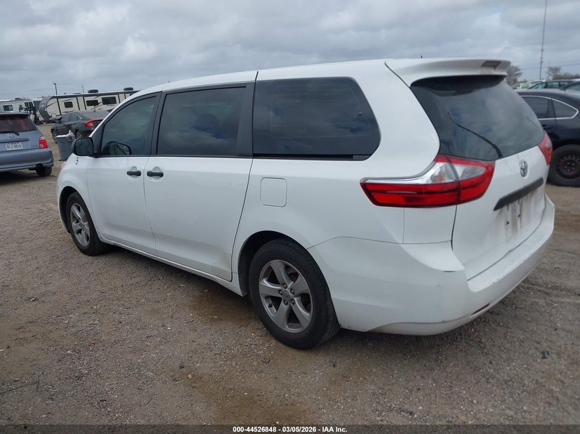 2017 Toyota Sienna L 7 Passenger