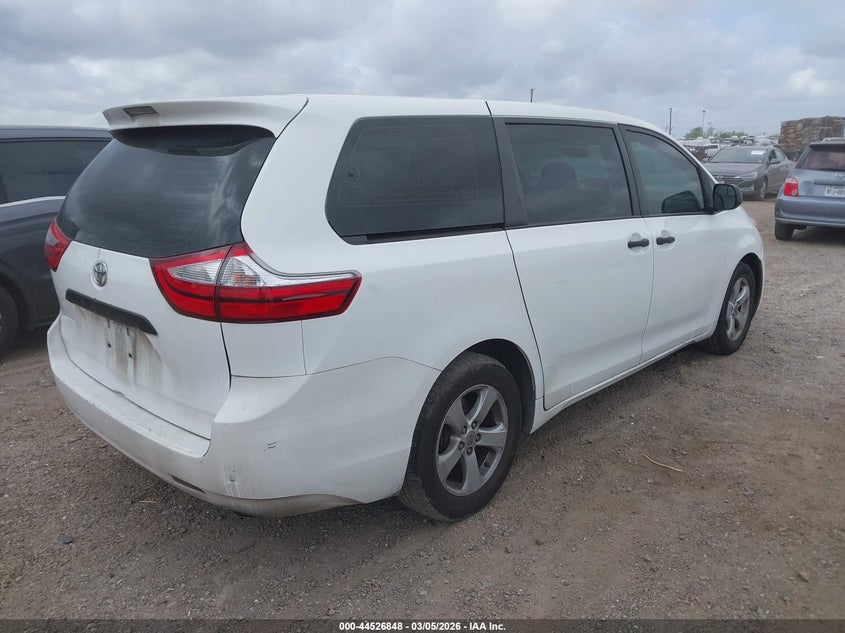 2017 Toyota Sienna L 7 Passenger
