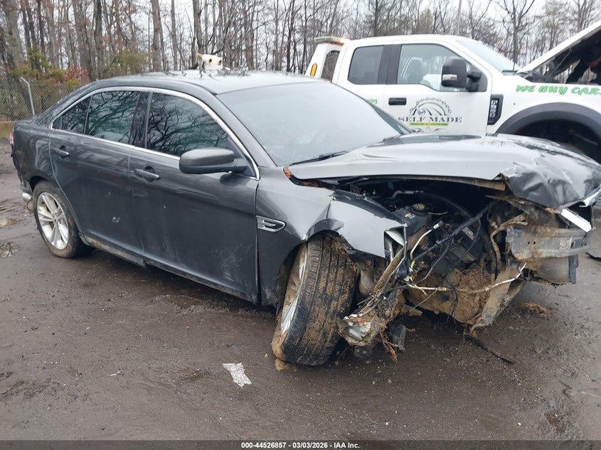 2016 Ford Taurus Sel